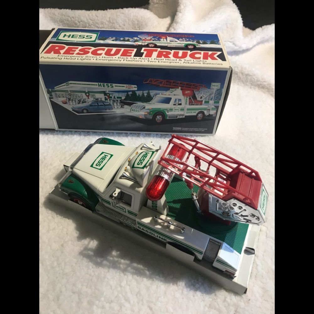 HESS Vintage Collectable 1994 Rescue Truck NWB